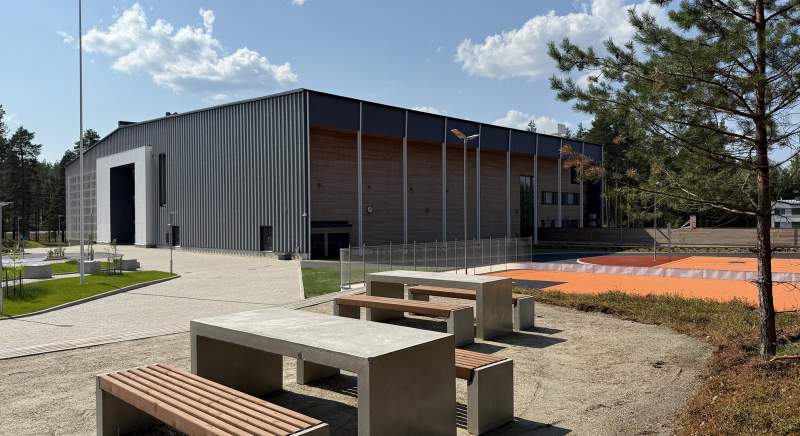 2026-08/tenetti-school-3